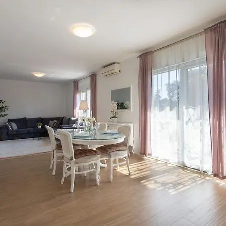 Apartamento Sara